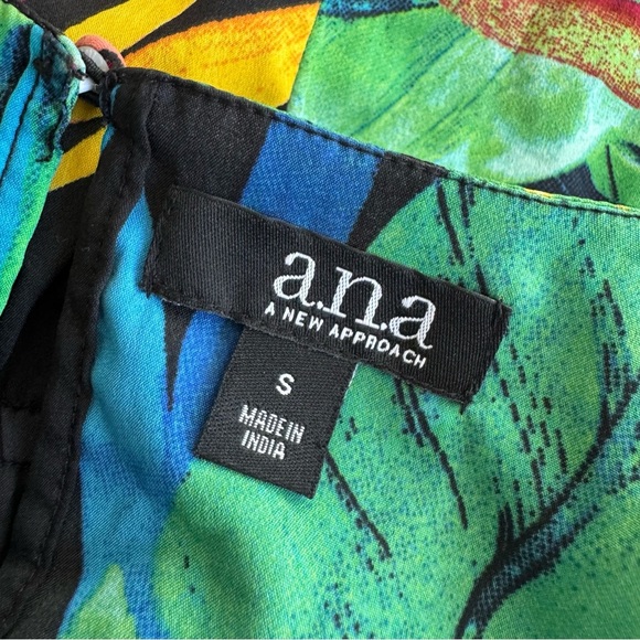 Ana Tropical Print Romper with Tassel Detail - Picture 4 of 6